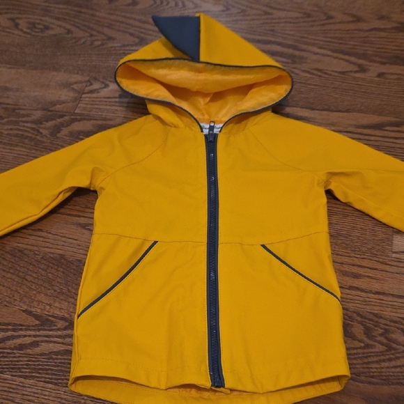 Tommy Bahama Yellow Raincoat for Kids - Picture 4 of 5